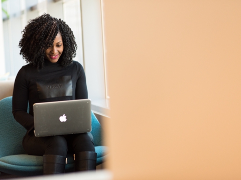 迪拜注冊(cè)公司做簽證好辦理嗎？多少錢？