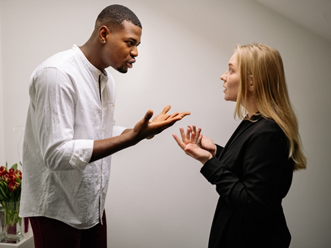 香港商業(yè)登記證更新時間及操作流程詳解 香港商業(yè)登記證更新時間及操作流程詳解