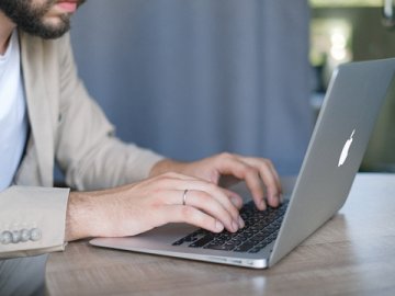 開離岸賬戶在香港的優(yōu)缺點(diǎn)分析